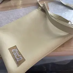 ショルダーバッグ、ハンドメイド
