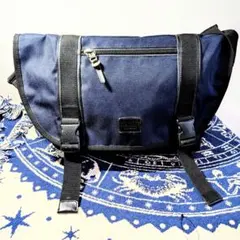 マキャベリック ショルダーバック