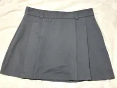 GU プリーツスカート グレー Lサイズのサムネイル
