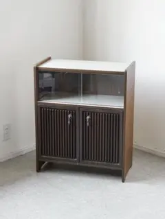 60-70's ヴィンテージ キャビネット/サイドボード 収納 モダン 60-70's ヴィンテージ キャビネット/サイドボード 収納 モダン - メルカリ