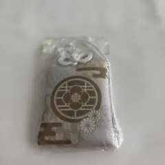 成田山 圓能寺 お守り 白×白 ギャルソンお守り - メルカリ