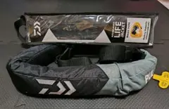 ダイワ 膨張式ライフジャケット DF-2709 ブラック - メルカリ