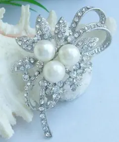 パール CZダイヤ フラワー ブローチ シルバー 真珠 ホワイト 花 訳あり