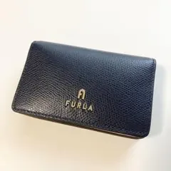 fulra カードケース 名刺入れ ネイビー CAMELIA アーチロゴ フルラのサムネイル