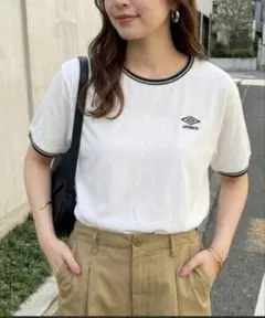 umbro ホワイト Tシャツ Mサイズ