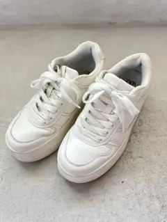 ZARA ホワイト スニーカー
