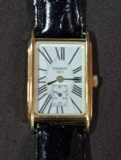 TISSOT ティソ 1853 A282K クォーツ 腕時計 タンク スモセコ - メルカリ