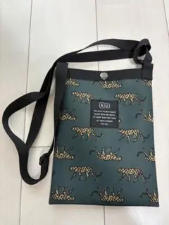 【KiU】サコッシュミニ レオパードのサムネイル