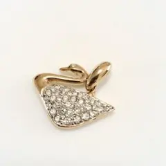 美品 SWAROVSKI ゴールド×クリスタル スワンチャーム S00018のサムネイル