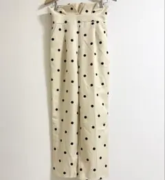 美品★しまむら×chicoさん コラボアイテム ハイウエスト パンツ