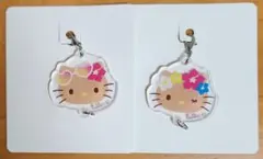 日焼けキティ　アクリルミニチャーム　ハイビスカス　サングラス