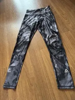 中古品 Reebok レディースタイツ Lサイズ