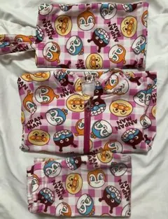 アンパンマン フード付きジャケット ポーチ付き3点セット保育園