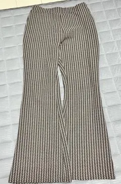 しまむら フレアパンツ