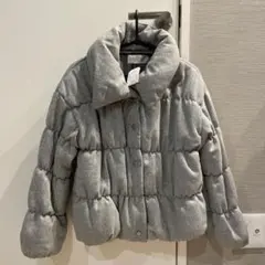 グレー ダウンジャケット