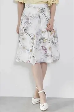 PROPORTION BODY DRESSING 花柄フレアスカート