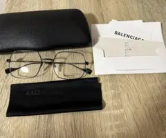 スクエアメガネ