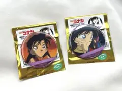 名探偵コナン 場面写 トレーディング ホログラム 缶バッジ 毛利蘭 2点