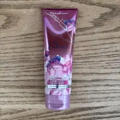 【新品未使用】Bath & Body Works ボディクリーム 海外のサムネイル