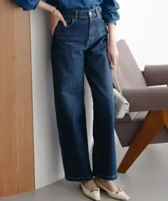 滝沢眞規子さん着用VERYOggi掲載23区DENIM ストレッチ ワイドパンツのサムネイル