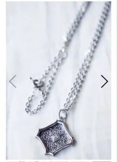 オワーノ　OWAUNO 2WAYチェーンペンダント