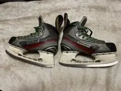 値下げしましたBauer アイスホッケー靴 vapor X70 23〜24センチ