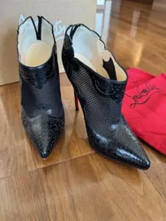 Louboutin ルブタン黒 ショートブーツ　37.5 371/2