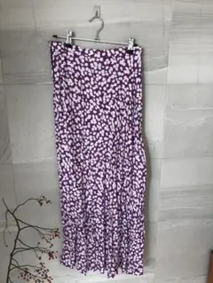 ユナイテッドアローズ　花柄スカート