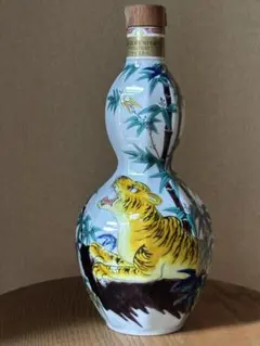 特級 サントリー エクセレンス 有田焼 錦鶏菊梅竹文 陶器ボトル
