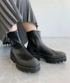 【JEANASIS】ジーナシス　ストレッチビガーブーツ　ブラック　Mサイズ