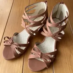 ピンク ストラップ サンダル