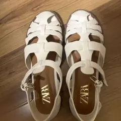 ZARA ホワイト ストラップサンダル 38