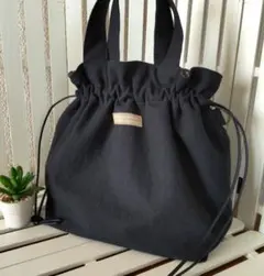 値下げしました！巾着バッグ シンプル黒 Dカンつき