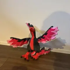 鳥型ぬいぐるみ 黒赤ピンクのサムネイル