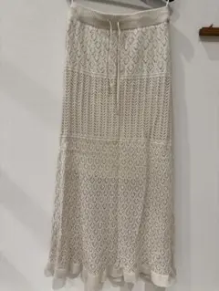 GU アイボリー ロングスカート