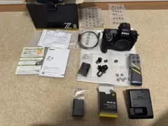 Nikon Z 7II 本体 ミラーレス一眼　ほぼ未使用シャッター回数7606枚 Nikon Z 7II 本体 ミラーレス一眼 ほぼ未使用シャッター回数7606枚