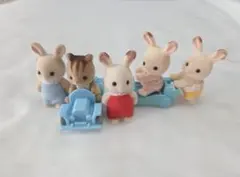 シルバニア 赤ちゃん5体＋乗り物セット まとめ売り ショコラウサギ くるみリス