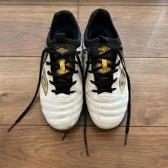Umbro アクセレイター　21.5 サッカーシューズ