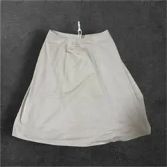 뉴요커 플레어 스커트 심플 무지 베이지 무릎 길이 사무실