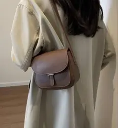 ブラウン ミニショルダーバッグ　SHEIN