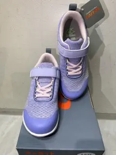 値下げ新品／未使用ムーンスター：キャロット：ジュニアスニーカー20.5