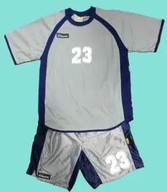 ATHLETA サッカー練習用ウェア 上下　Ｌサイズ　23番