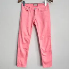 Item thumbnail for item 42ec1801-fb1b-458a-af9c-0aebb171e94c