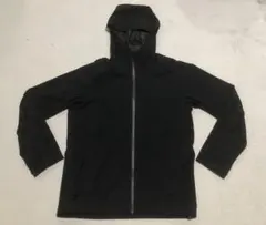 ユニクロUNIQLOナイロンジャケットMサイズ黒色ブラックフード付きアウター