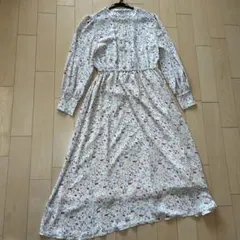 花柄マキシ丈ワンピース WORLD grove 新品未使用