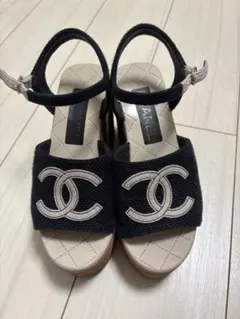 CHANEL シャネル ココマーク サンダル 35のサムネイル