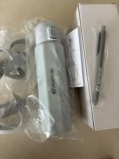 【週末限定値下げ】新品☆ジャザサイズ ステンレス製ボトル＆ボールペン セットのサムネイル