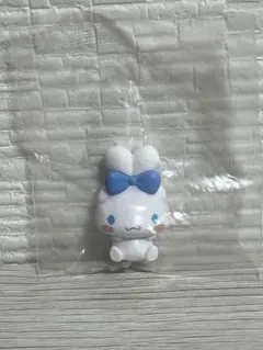 ガチャガチャ　シナモロール　なりきりうさぎさん