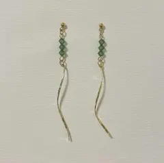 #85ハンドメイド♡スワロフスキービーズのイヤリングorピアス