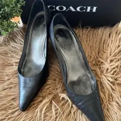 COACH ブラック　レザーパンプス23.5cm 美品】コーチパンプス ブラックレザー - メルカリ